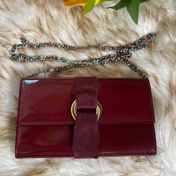Cartier Trifold Wallet in Patent Leather with unbranded multicolor chain - Picture 3 of 13